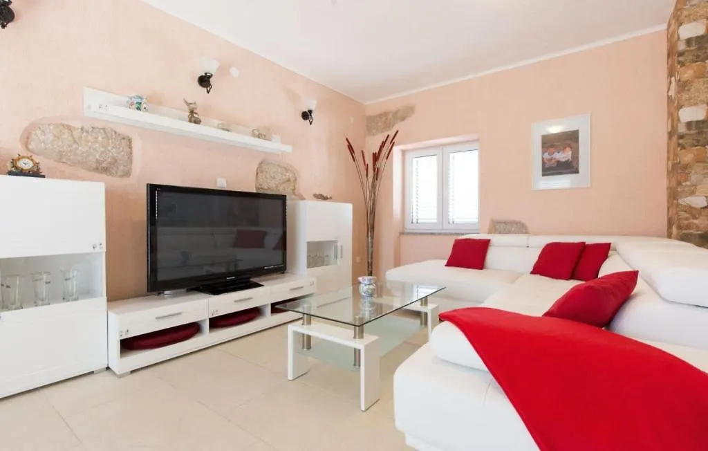 Villa Alemka - Island Of Krk By Villas Guide Gostinjac