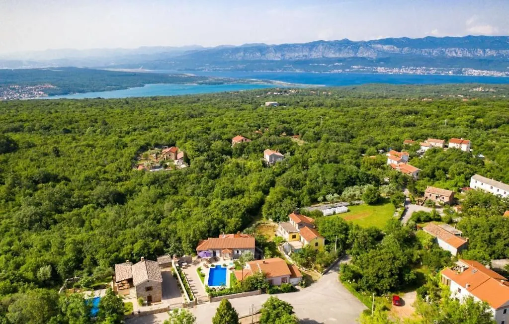 Villa Alemka - Island Of Krk By Villas Guide Gostinjac